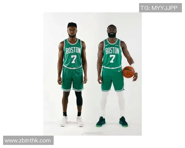 杰伦-布朗谈被滑倒的乔治铲翻裁判没吹：不可接受 那简直扯淡