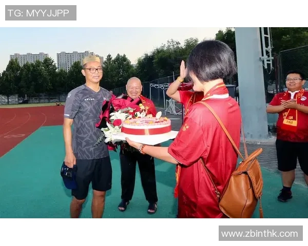 祝卢艺文生日快乐！愿你投篮依旧精准 带领球队再创佳绩！